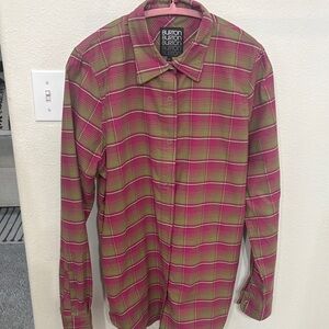 Burton women’s snowboarding shirt
